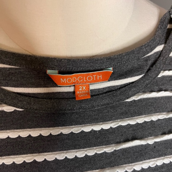 ModCloth Playfully Functioning Knit Top Size 2X - Picture 5 of 7